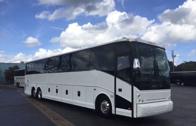 charter bus toronto