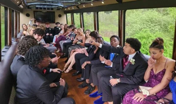 prom bus